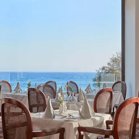 Grecian Bay Курортный комплекс 5*