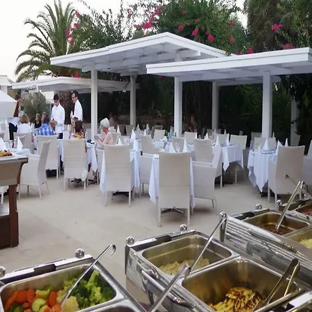 Resort Grecian Bay Aya Napa